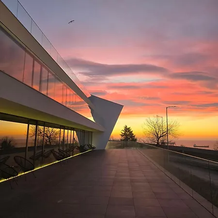 Lotus Event Center&rooms *