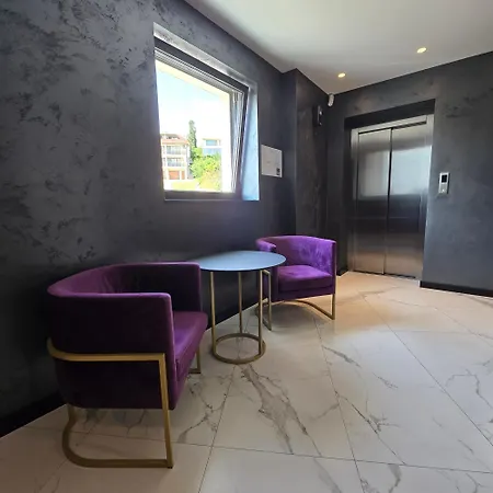 Lotus Event Center&rooms Hotel
